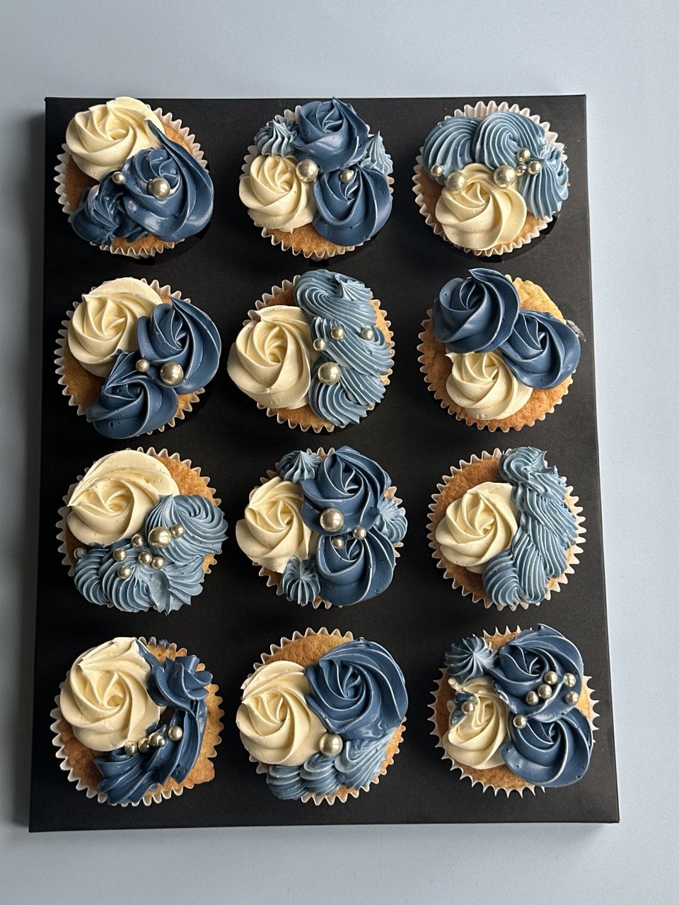 Multi Design Cupcakes